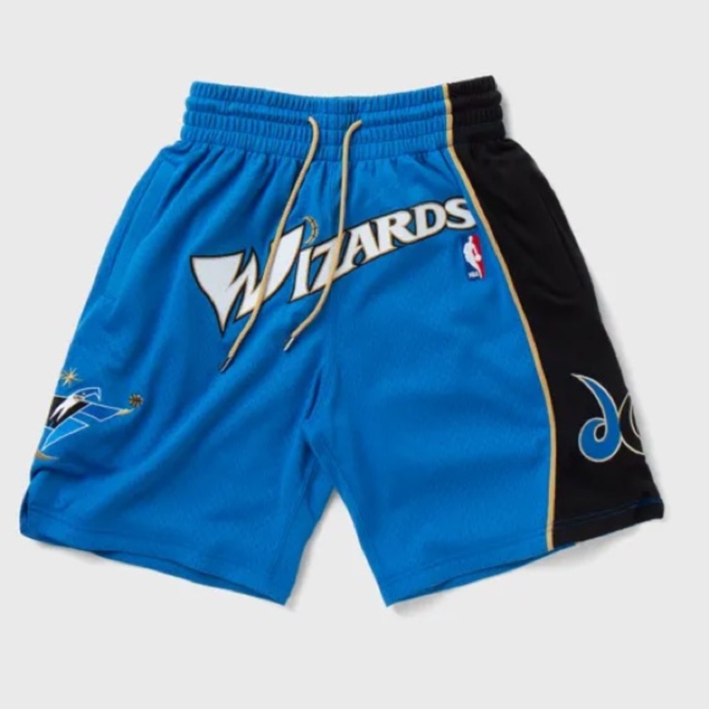 Just Don Wizards shorts. Sz L.